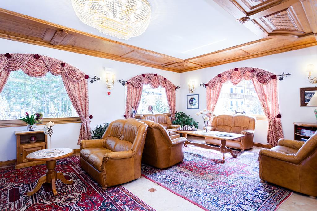 Hotel Vienna San Martino Di Castrozza Εξωτερικό φωτογραφία