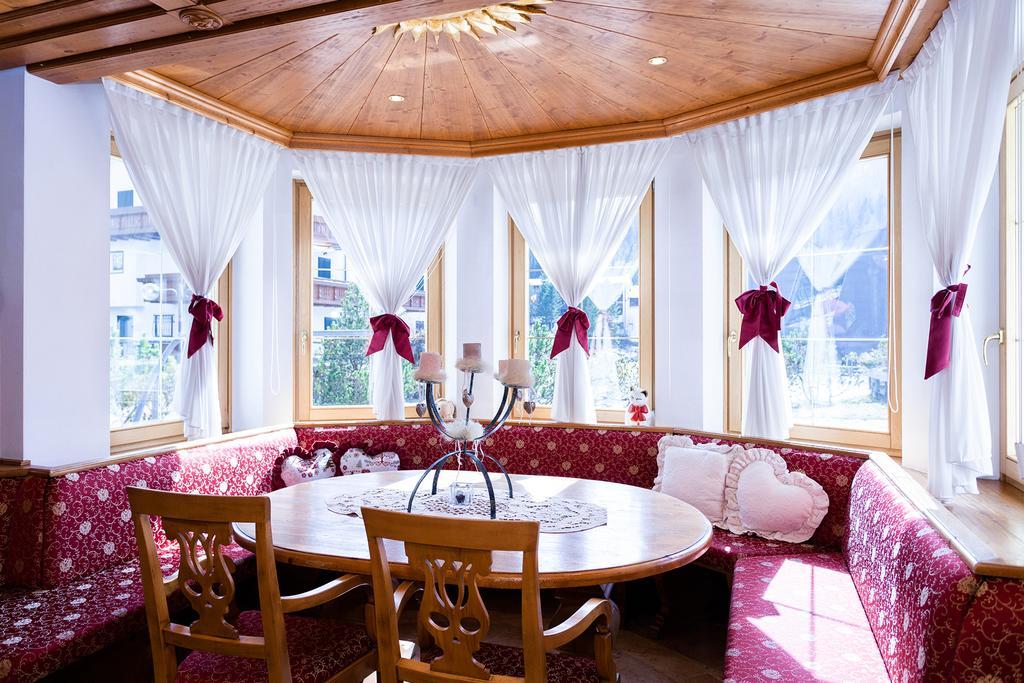 Hotel Vienna San Martino Di Castrozza Εξωτερικό φωτογραφία