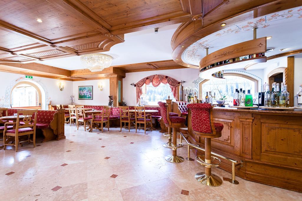 Hotel Vienna San Martino Di Castrozza Εξωτερικό φωτογραφία