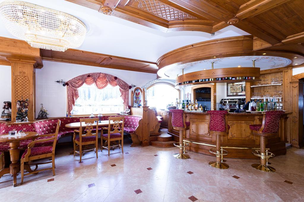 Hotel Vienna San Martino Di Castrozza Εξωτερικό φωτογραφία