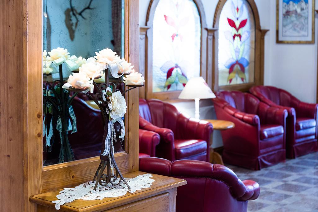Hotel Vienna San Martino Di Castrozza Εξωτερικό φωτογραφία