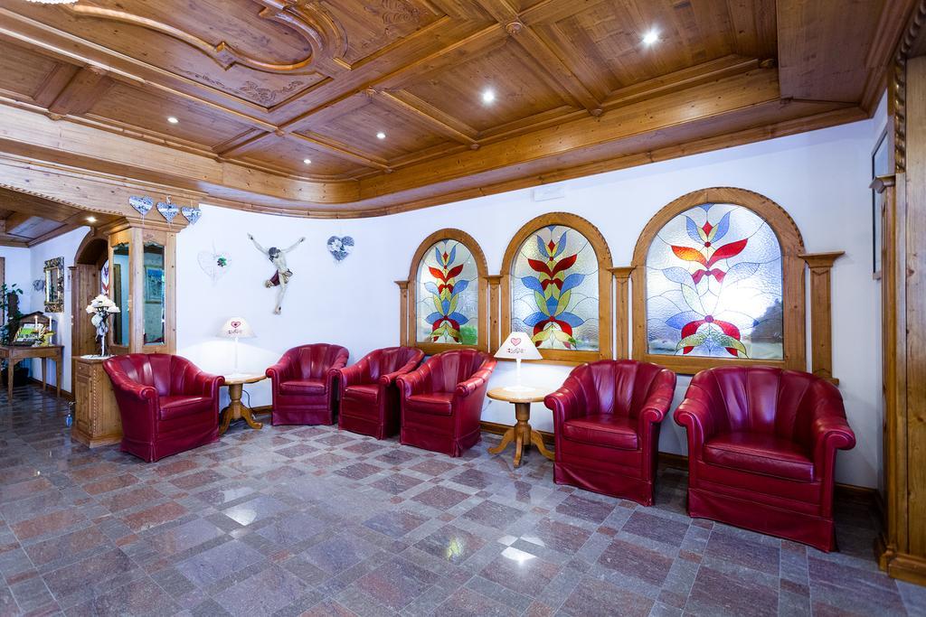 Hotel Vienna San Martino Di Castrozza Εξωτερικό φωτογραφία